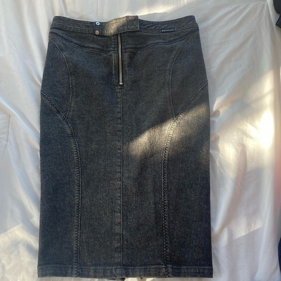 Dolce & Gabbana black denim skirt size 26 or Italian 40 - Picture 1 of 5